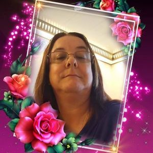 Meet your Posher, Noelle